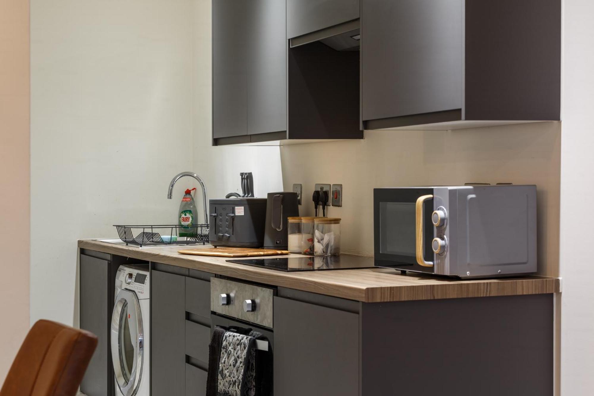 Modern And Cozy Two-Bed Apartment In Bradford ブラッドフォード エクステリア 写真
